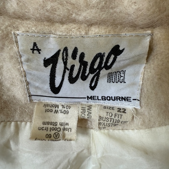 Stunning Vintage 70s oversized ivory wool swing coat - Picture 11 of 11